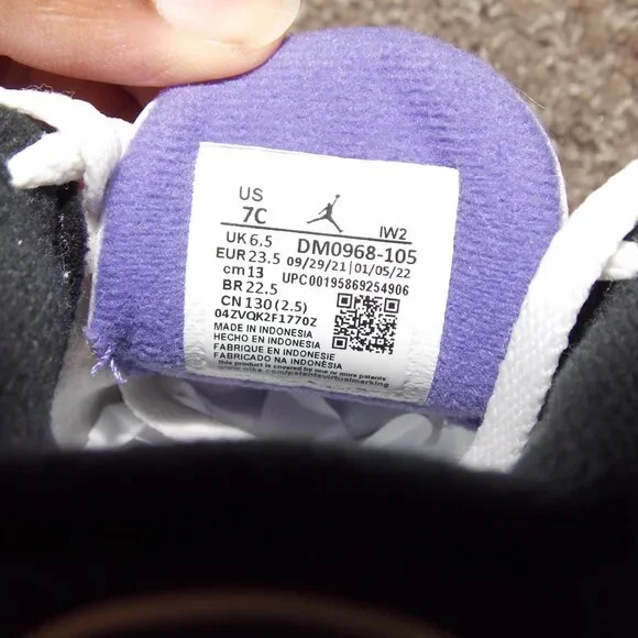 Kids Air Jordan 3 Retro "Dark Iris Purple" Size 7C - Picture 4 of 9